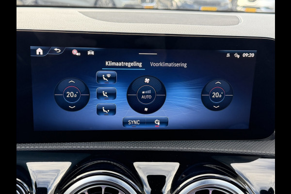 Mercedes-Benz CLA-Klasse 250 e AMG Line Plug in Full-led Matrix Leder Panorama Camera Pdc Sfeerverlichting Trekhaak