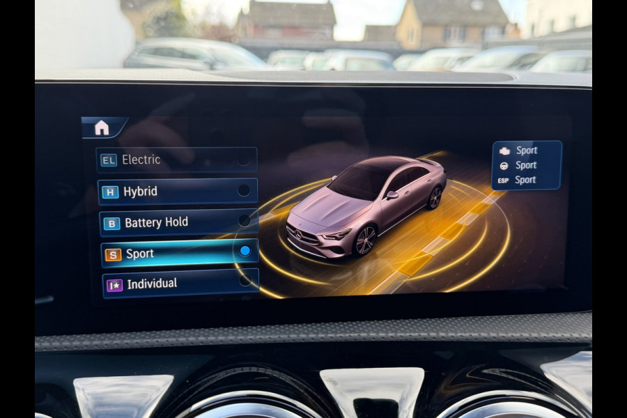 Mercedes-Benz CLA-Klasse 250 e AMG Line Plug in Full-led Matrix Leder Panorama Camera Pdc Sfeerverlichting Trekhaak