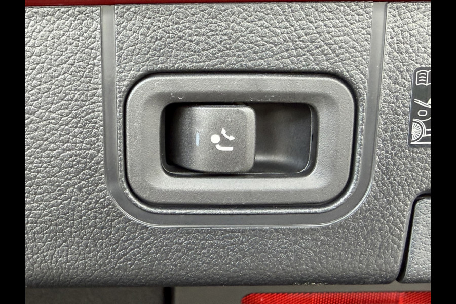 Mercedes-Benz CLA-Klasse 250 e AMG Line Plug in Full-led Matrix Leder Panorama Camera Pdc Sfeerverlichting Trekhaak