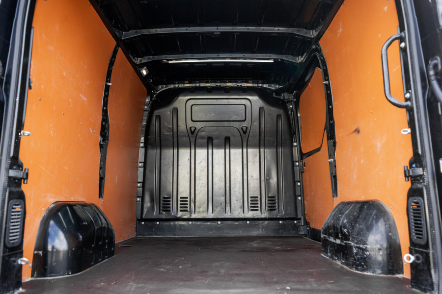 Renault Master 2.3 DCI L1H1 | 135PK | 1ste Eigenaar | Work Edition | Navi | Led | Cruise | Trekhaak