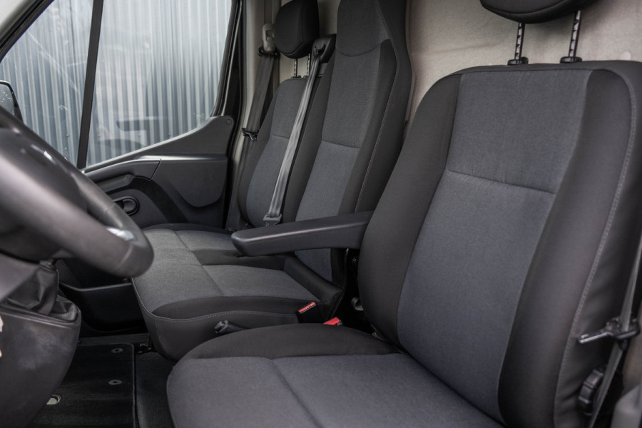 Renault Master 2.3 DCI L1H1 | 135PK | 1ste Eigenaar | Work Edition | Navi | Led | Cruise | Trekhaak