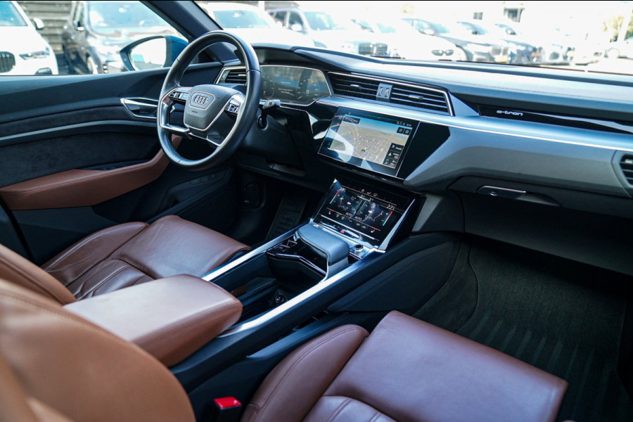Audi e-tron Sportback 55 quattro Business edition Plus 95 kWh | Panorama | Luxe Leder | Adaptieve cruise | Memory | Clima achter