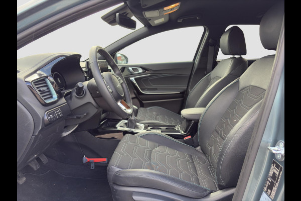 Kia Ceed Sportswagon 1.0 T-GDi MHEV Design Edition Automaat Stoel- en Stuurverwarming | Cruise Control | Climate Control | Elektr. Achterklep | JBL | Draadloos Opladen |