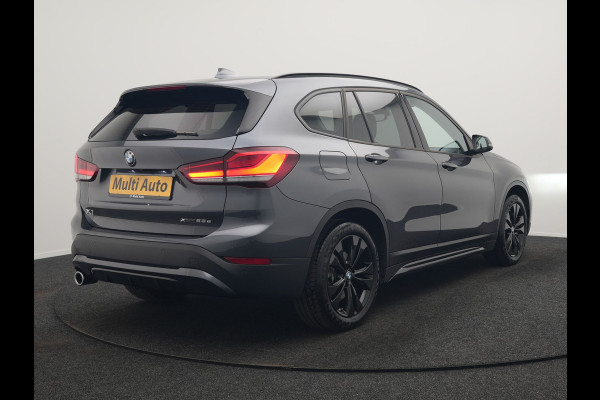 BMW X1 xDrive25e Sportline PHEV 221pk Dealer O.H. | Camera | Sportstoelen Verwarmd | Sfeerverlichting | Keyless | Navigatie | Cruise Control | DAB | Plug In Hybrid |