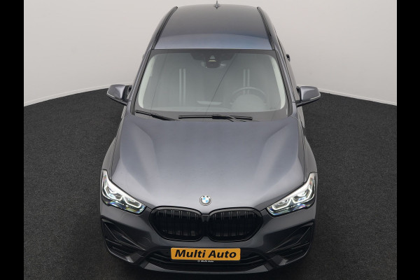 BMW X1 xDrive25e Sportline PHEV 221pk Dealer O.H. | Camera | Sportstoelen Verwarmd | Sfeerverlichting | Keyless | Navigatie | Cruise Control | DAB | Plug In Hybrid |