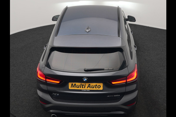 BMW X1 xDrive25e Sportline PHEV 221pk Dealer O.H. | Camera | Sportstoelen Verwarmd | Sfeerverlichting | Keyless | Navigatie | Cruise Control | DAB | Plug In Hybrid |