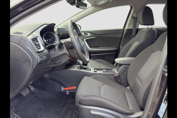 Kia Ceed Sportswagon 1.5 T-GDi DynamicLine Automaat | Navi | Cruise | Camera | LMV | Sensoren |