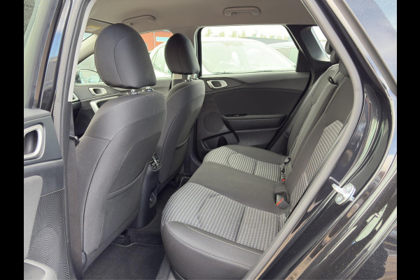 Kia Ceed Sportswagon 1.5 T-GDi DynamicLine Automaat | Navi | Cruise | Camera | LMV | Sensoren |