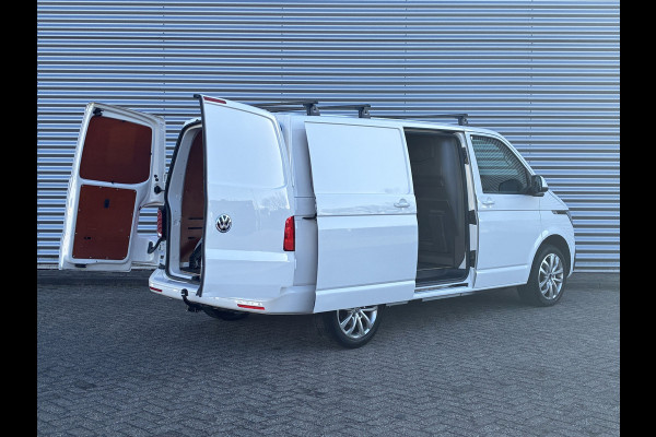 Volkswagen Transporter 2.0TDI 150PK L1H1 Automaat Trekhaak Navi Carplay Sensoren LM velgen