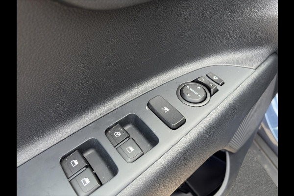 Kia Stonic 1.0 T-GDi MHEV DynamicPlusLine | Stoel- en Stuurverwarming | Navi | Cimate Control | Cruise Control | Key-less | Camera |