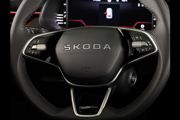 Škoda Kamiq Monte Carlo 1.0 TSI 115 pk 6 versn. Hand | Wegklapbare trekhaak | Winter Pakket | 18 inch lichtmetalen velgen