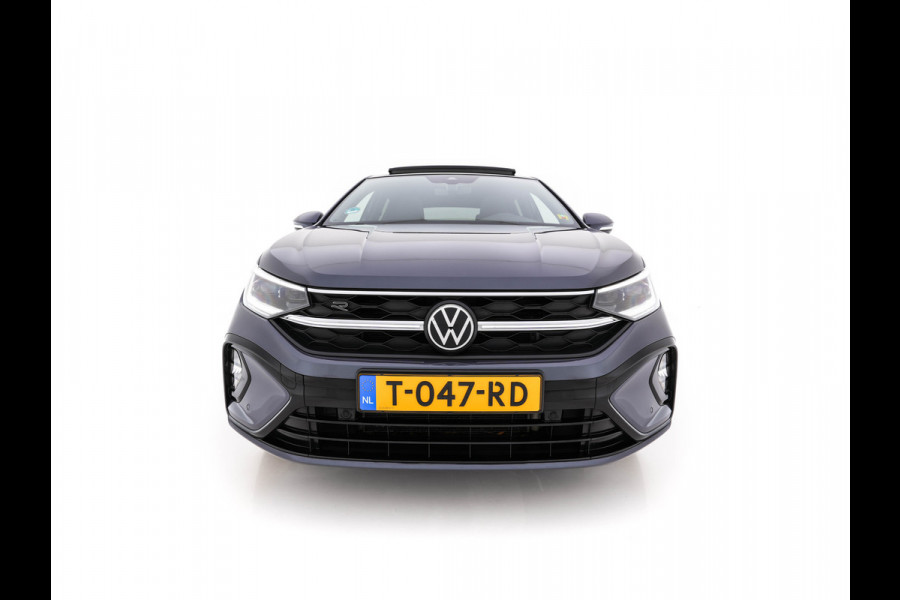 Volkswagen Taigo 1.5 TSI R-Line Aut. *PANO | ADAPTIVE-CRUISE | FULL-LED | BLINDSPOT | HEATED-SPORTSEATS | DIGI-COCKPIT | PRIVACY-GLASS | SHIFTPADDLES | CAMERA | KEYLESS | DAB | NAVI-FULLMAP | ECC | CARPLAY | PDC | 18''ALU*