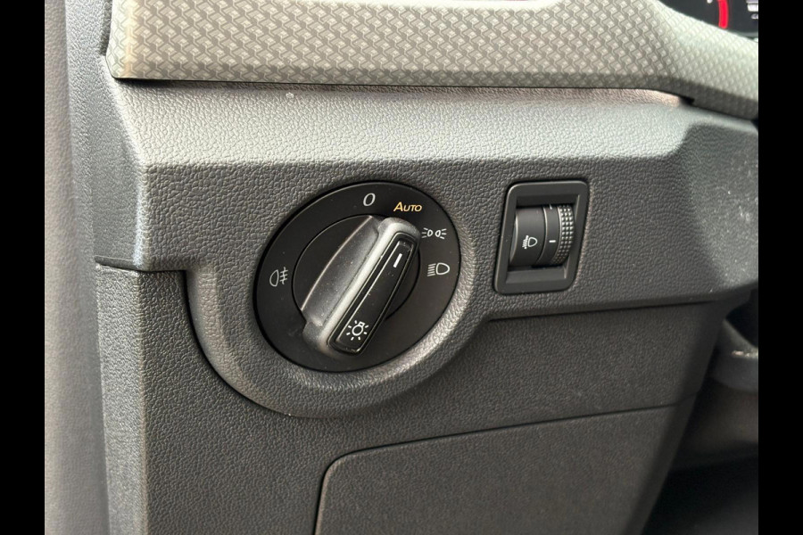 Volkswagen T-Cross 1.0 TSI Life | Navi, Carplay/Android, PDC, Cruise, Stoelverw., Climate, Afn. Trekhaak |