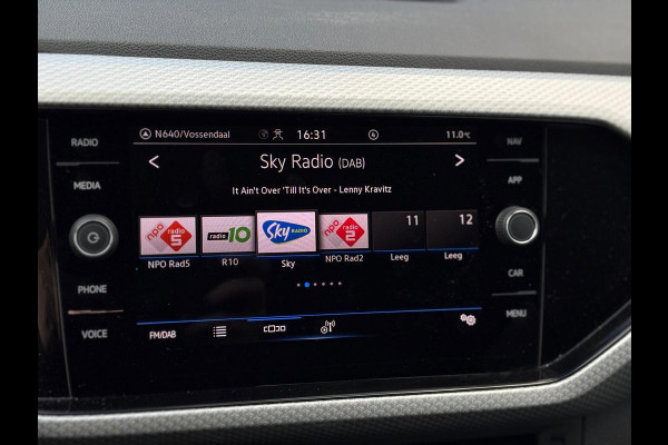 Volkswagen T-Cross 1.0 TSI Life | Navi, Carplay/Android, PDC, Cruise, Stoelverw., Climate, Afn. Trekhaak |