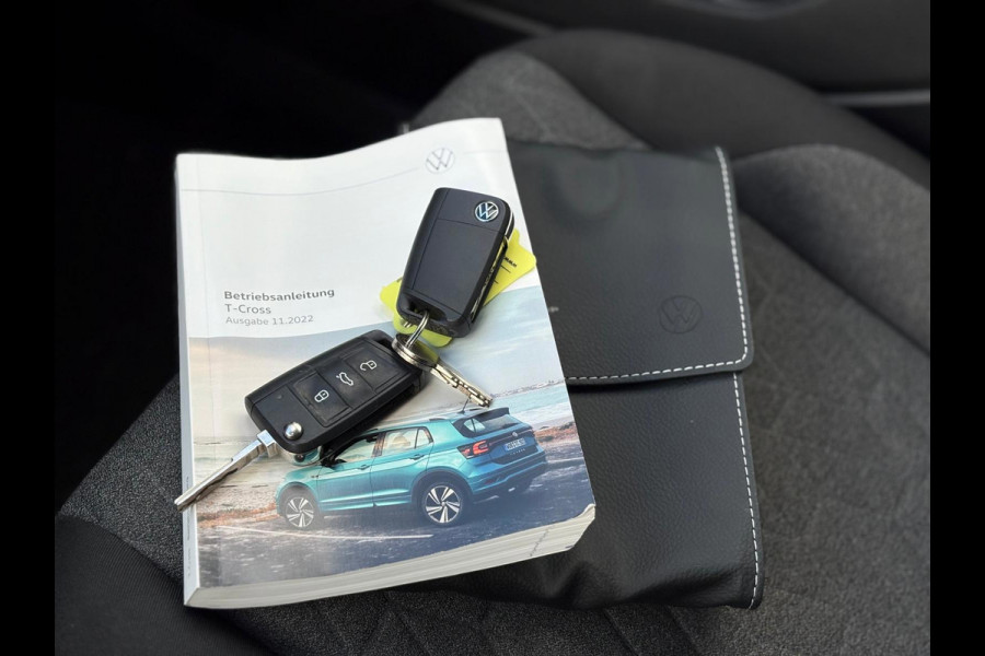Volkswagen T-Cross 1.0 TSI Life | Navi, Carplay/Android, PDC, Cruise, Stoelverw., Climate, Afn. Trekhaak |