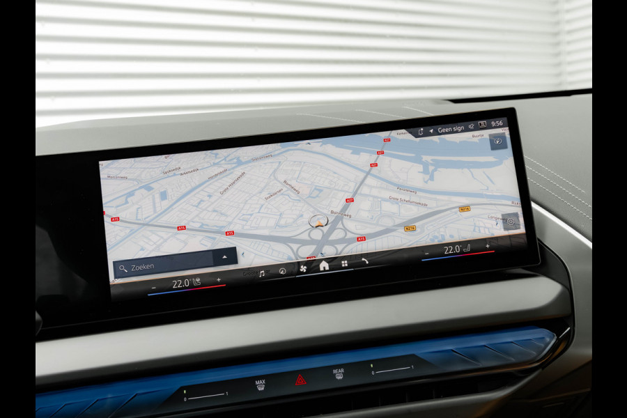 BMW X3 30e xDrive M-Sport - Individual Leder - Trekhaak - Stuurwiel Verwarmd