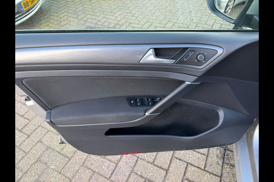 Volkswagen Golf 1.0 TSI Comfortline Automaat