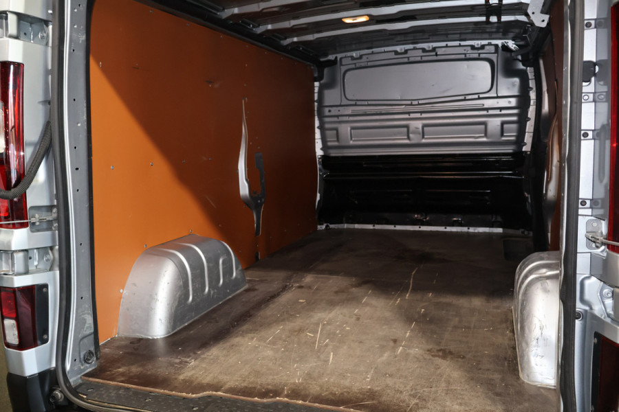 Renault Trafic 2.0 dCi 150pk L2 H1 Automaat