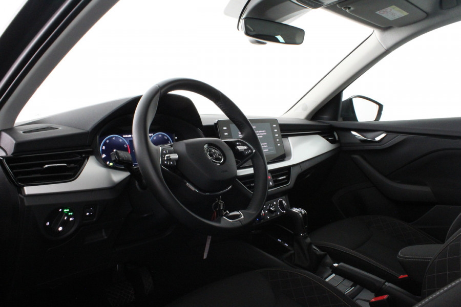 Škoda Kamiq 1.0 TSI Ambition > Automaat/Camera/Graphite Grey/Stoelverwarming...