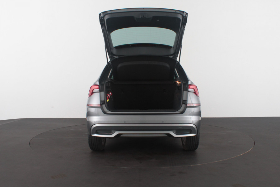 Škoda Kamiq 1.0 TSI Ambition > Automaat/Camera/Graphite Grey/Stoelverwarming...