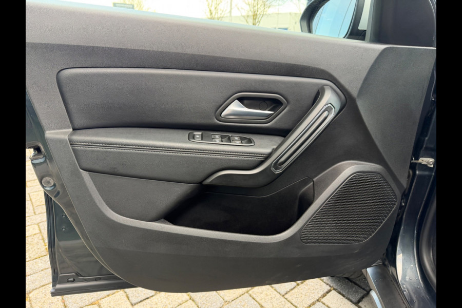 Dacia Duster 1.3 TCe 130pk Prestige, NAP, CarPlay, Camera, PDC