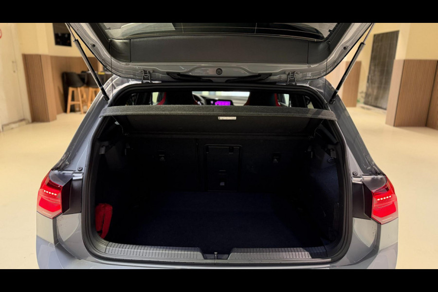 Volkswagen Golf 2.0 TSI GTI Clubsport Nürburgring|Pano|HUD|Matrix|H&K|Maxton|Sfeer|Camera|