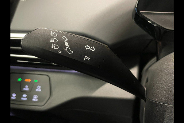 Volkswagen ID.4 Pro 77 kWh|XX%SOH|HEAD-UP|MASSAGE|ELEK.STOEL+A-KLEP|ACC|360+V+A CAMERA|CARPLAY|STOELVERWARMING|ORG. NL|NAP|1e EIG|
