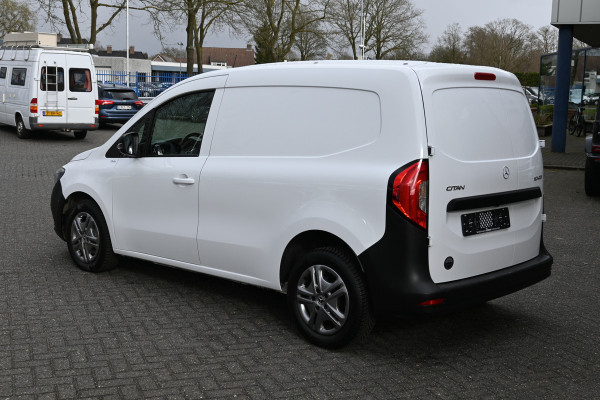 Mercedes-Benz Citan 110 CDI L1 Pro 3 Zitplaatsen, LED, Camera