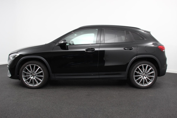 Mercedes-Benz GLA 250 e AMG Line Automaat PHEV Nieuw Model! | Leder | Navigatie Augmented reality | Virtual Cockpit | Handsfree electrische achterklep | Dab | Stoel verwarming | Led | Trekhaak