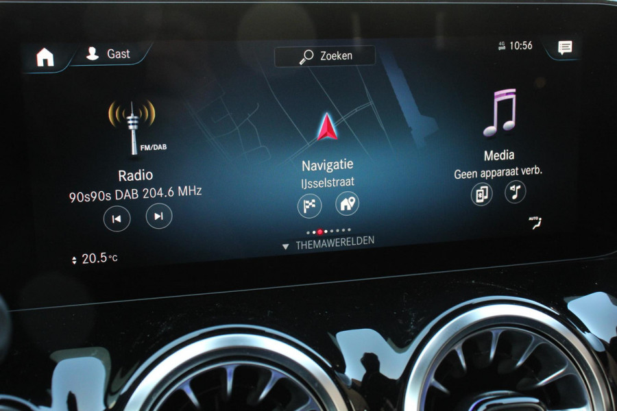 Mercedes-Benz GLA 250 e AMG Line Automaat PHEV Nieuw Model! | Leder | Navigatie Augmented reality | Virtual Cockpit | Handsfree electrische achterklep | Dab | Stoel verwarming | Led | Trekhaak