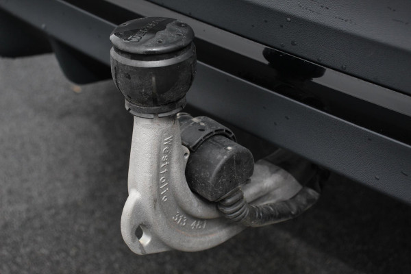 Mercedes-Benz GLA 250 e AMG Line Automaat PHEV Nieuw Model! | Leder | Navigatie Augmented reality | Virtual Cockpit | Handsfree electrische achterklep | Dab | Stoel verwarming | Led | Trekhaak