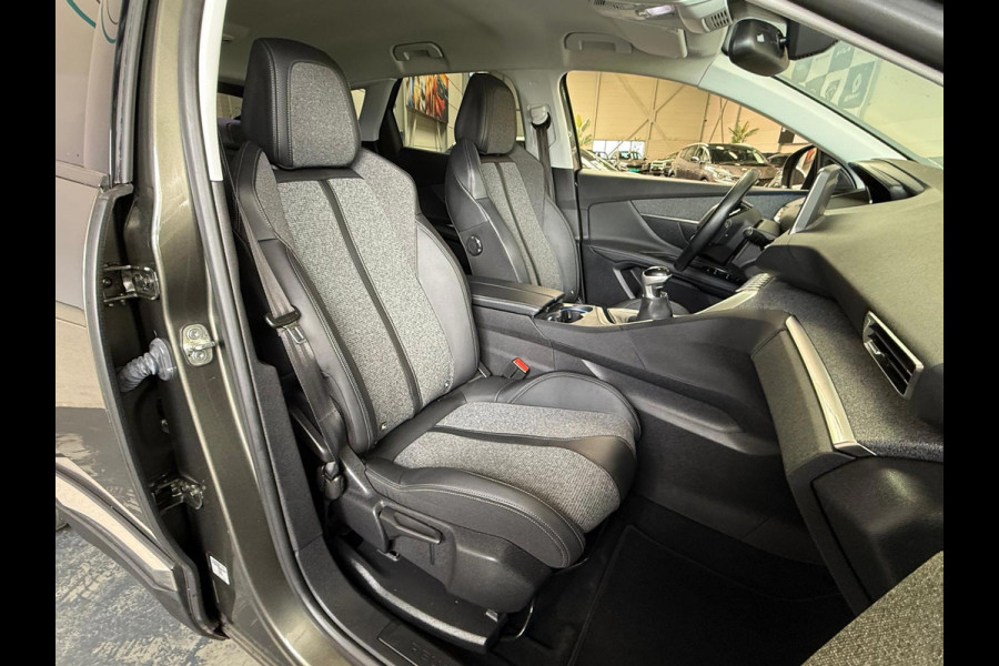 Peugeot 3008 !!! Paas Actie € 12.499,- !!! 1.2 PureTech Blue Lease Premium Navi, Camera