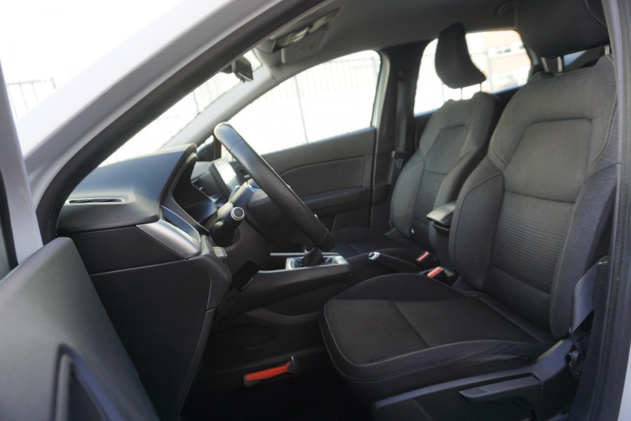 Renault Captur 1.0 TCe 90 Camera+PDC/Metallic lak/Navigatie/ Michelinbanden, bijna nieuw!