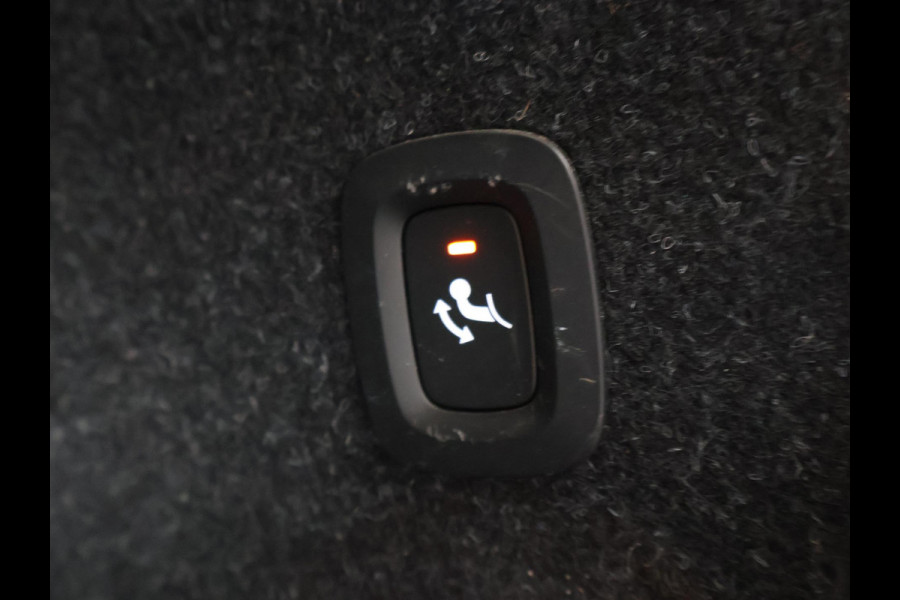 Volvo XC40 1.5 T5 RECHARGE 262 PK PLUG-IN INSCRIPTION + WEGKL. TREKHAAK | ADAPTIVE CRUISE | 19 INCH | CAMERA