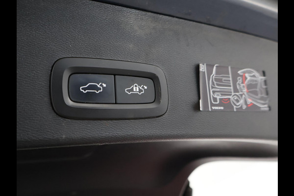 Volvo XC40 1.5 T5 RECHARGE 262 PK PLUG-IN INSCRIPTION + WEGKL. TREKHAAK | ADAPTIVE CRUISE | 19 INCH | CAMERA