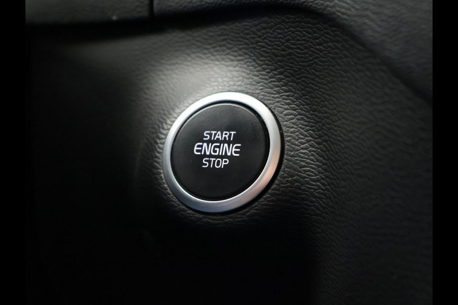 Volvo XC40 1.5 T5 RECHARGE 262 PK PLUG-IN INSCRIPTION + WEGKL. TREKHAAK | ADAPTIVE CRUISE | 19 INCH | CAMERA