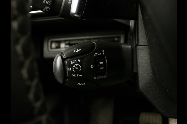 Peugeot 3008 1.2 PureTech Allure Sport (APPLE CARPLAY,NAVI,CAMERA,360 VIEW,ADAPTIVE CRUISE,CLIMATE,GETINT,SPORTSTOELEN,LM VELGEN)