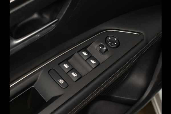 Peugeot 3008 1.2 PureTech Allure Sport (APPLE CARPLAY,NAVI,CAMERA,360 VIEW,ADAPTIVE CRUISE,CLIMATE,GETINT,SPORTSTOELEN,LM VELGEN)