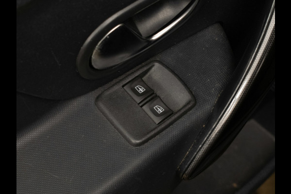 Dacia Logan MCV 0.9 TCe Laureate Sport (NAVI,CAMERA,PDC,CRUISE,BLUETOOTH,ELEKTRISCH PAKKET,SPORTSTOELEN,NETTE STAAT,NIEUWE APK)