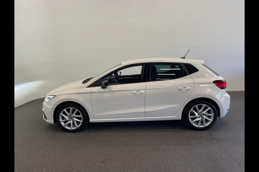 Seat Ibiza 1.0 110pk TSI DSG FR | Climate control | Cruise control | LED | Voorstoelen verwarmd | Parkeersensoren | Navigatie | Apple Carplay/ Android Auto |