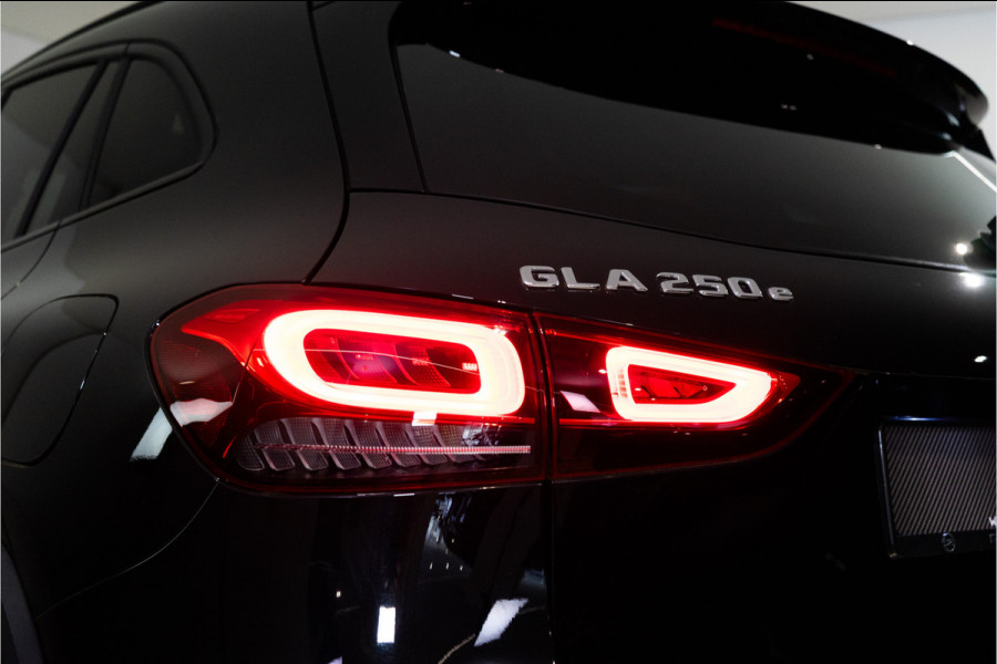 Mercedes-Benz GLA 250 e AMG 218PK | Pano | Sfeer | Carbon | Keyless | Stoelverw. | 12 MND Garantie