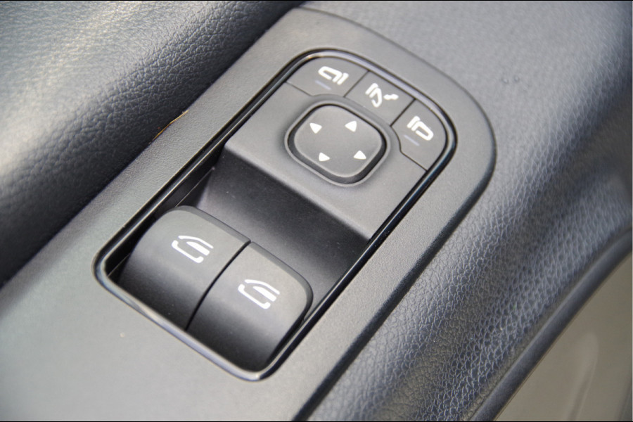 Mercedes-Benz Sprinter 319 3.0 CDI V6 L2H1 AUT. LED, 2.8T TREKHAAK, STANDKACHEL, CAMERA, NAVI, CLIMA