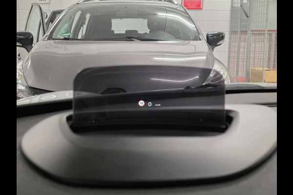 MINI Mini Electric Yours 33 kWh / NAP / 1 EIGENAAR / DEALER ONDERH. / STOELVERW. / CAMERA / KEYLESS / LEDER / PANO / DAB+ / HUD !