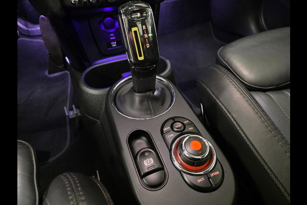 MINI Mini Electric Yours 33 kWh / NAP / 1 EIGENAAR / DEALER ONDERH. / STOELVERW. / CAMERA / KEYLESS / LEDER / PANO / DAB+ / HUD !