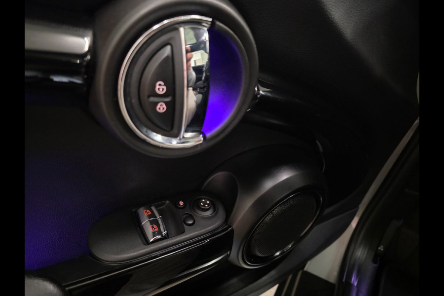 MINI Mini Electric Yours 33 kWh / NAP / 1 EIGENAAR / DEALER ONDERH. / STOELVERW. / CAMERA / KEYLESS / LEDER / PANO / DAB+ / HUD !