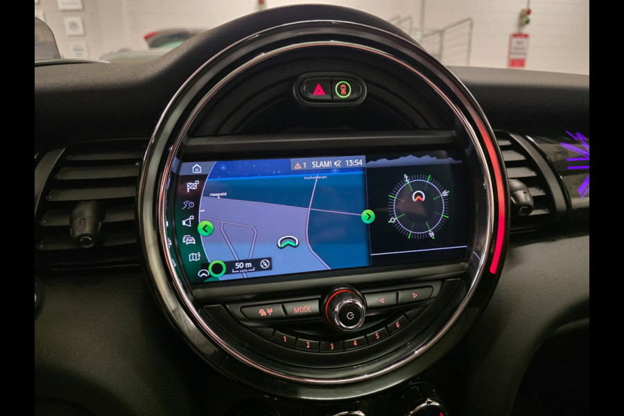 MINI Mini Electric Yours 33 kWh / NAP / 1 EIGENAAR / DEALER ONDERH. / STOELVERW. / CAMERA / KEYLESS / LEDER / PANO / DAB+ / HUD !