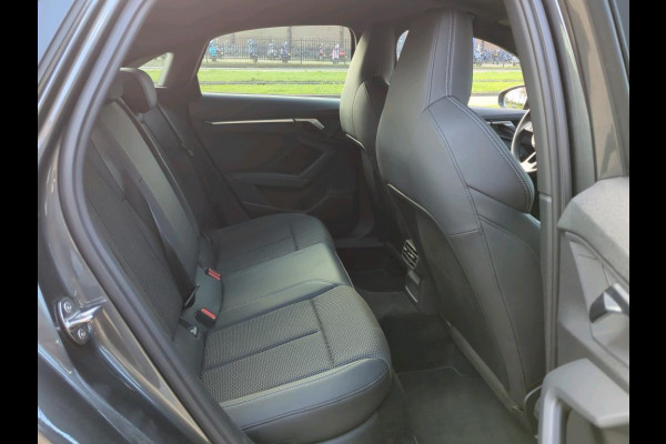 Audi A3 Limousine 30 TFSI S edition NL-AUTO | 1/2 LEDER | CARPLAY