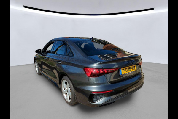 Audi A3 Limousine 30 TFSI S edition NL-AUTO | 1/2 LEDER | CARPLAY