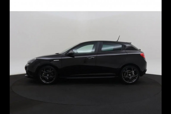 Alfa Romeo Giulietta 1.4 Turbo MultiAir Super - Automaat - Navi - Trekhaak - Climate - Xenon