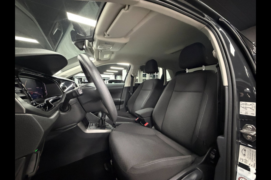Volkswagen Polo 1.0 Business | Clima | PDC | Led | Carplay |
